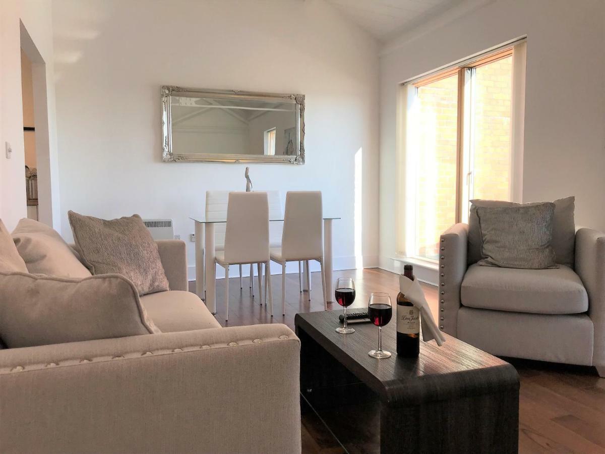 Ice House Apartments Swansea Bagian luar foto